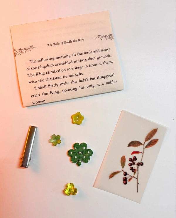 May Trinket Club (The Curious Cabinet Of Trinkets)