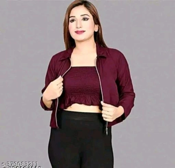 trandy crop top strap 2 pis with inner for women and girls