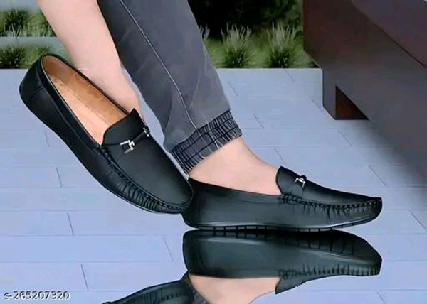 Voguish Men Loafers