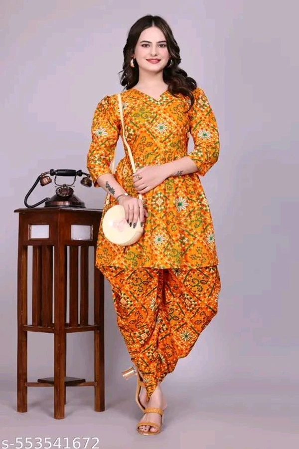 Women's Stylish Trendy Same Tone Bandhani Top & Bottom Set