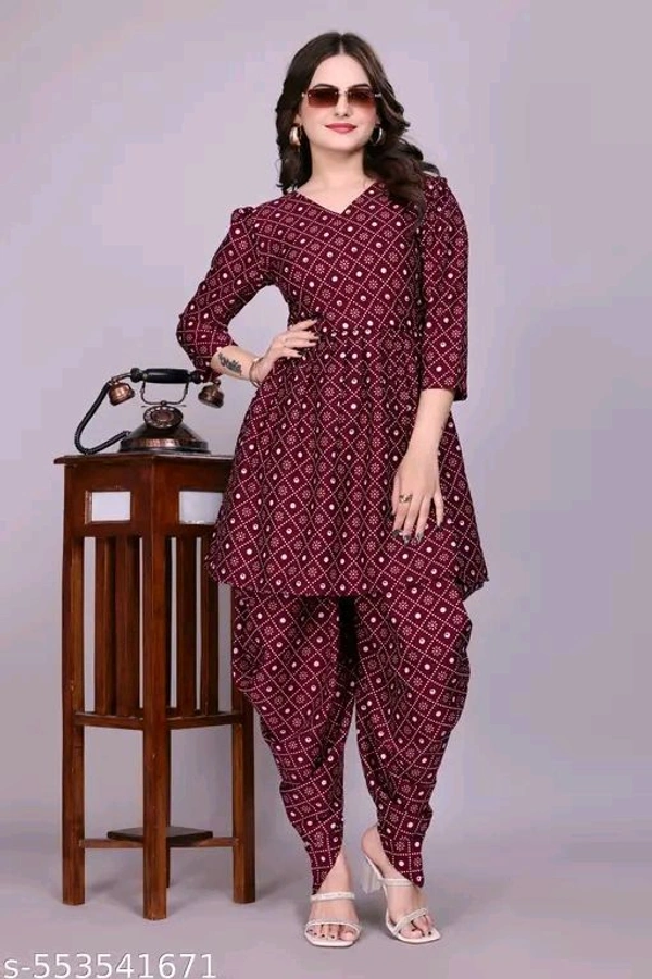 Women's Stylish Trendy Same Tone Bandhani Top & Bottom Set