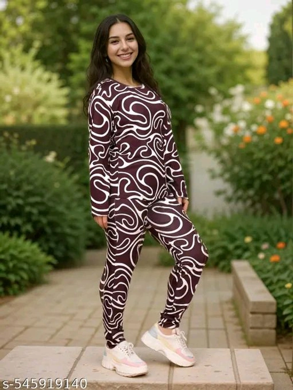 Signatures Swirl Lounge Set with Pockets – Burgundy & White