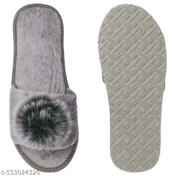 Relaxed Graceful Women Flipflops & Slippers