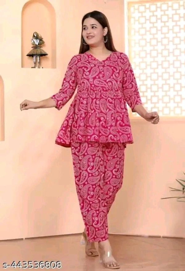 Siya Attractive Women Nightsuits