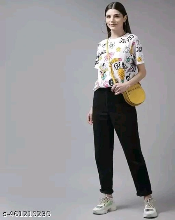 Women Black White Colour blocked Relaxed Fit T-shirt With Twisted Design