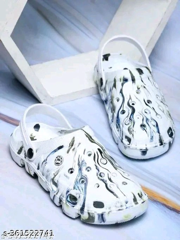 Relaxed Trendy Men Flip Flops