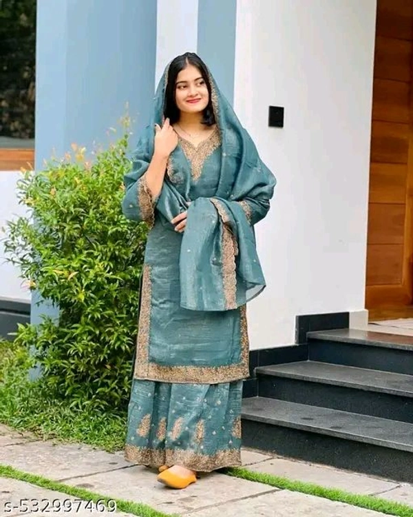 New Designer Party Wear Look Stylish Suit
