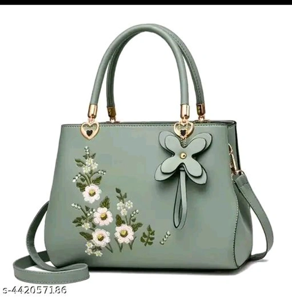 *Handbag massenger bags ladies bags Handbags letest bags*