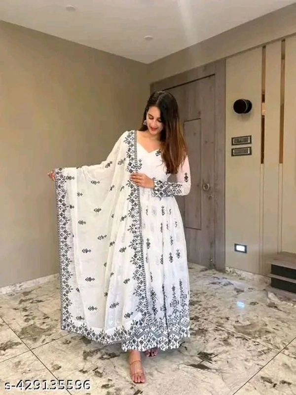*Banita Petite Women Kurta Sets*