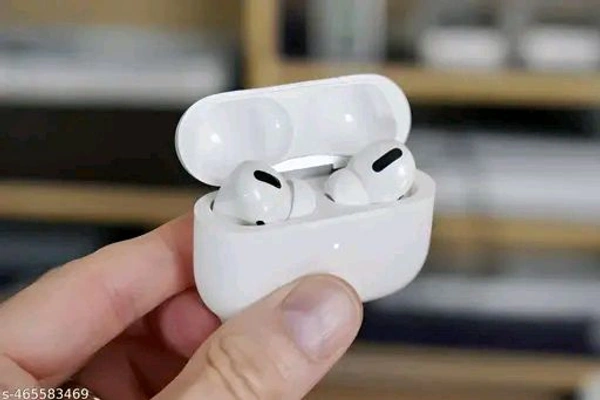 * Bluetooth Headphones & Earphones*