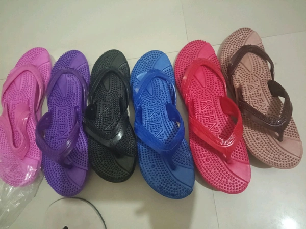 Ladies Slipper Mrp 60