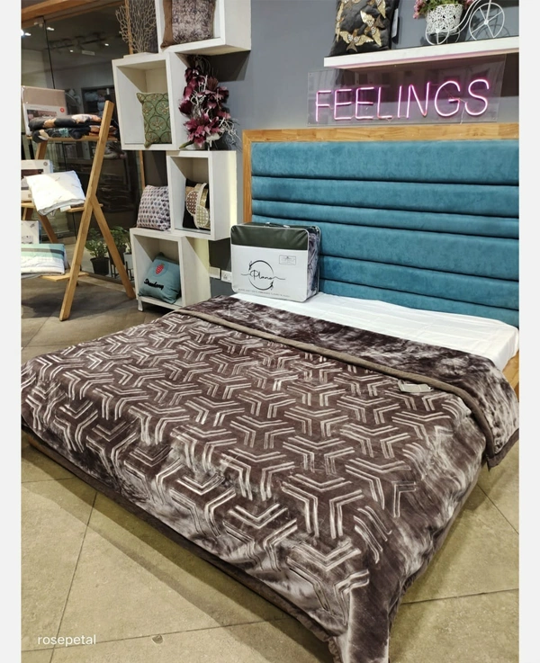 Blankets in Ahmedabad at wholesale Price - Blankets