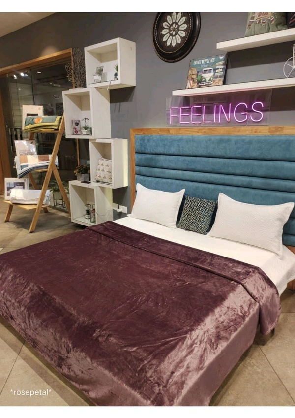 Double Bed Solid Mink Blanket Soft comfortable All Seasons Blanket Pink Plain