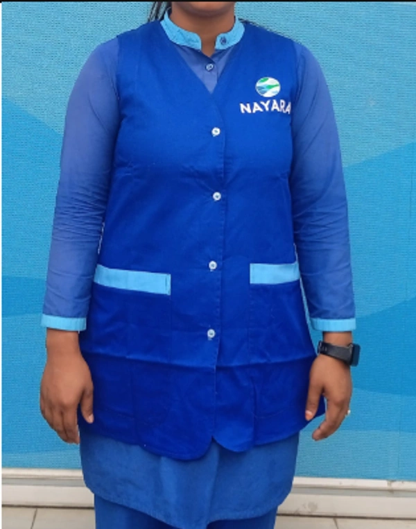 Nayara Ladies Uniform - Kurtha & Pyjama - Size 38 / M