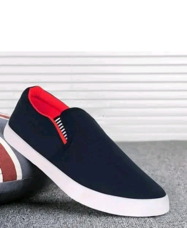 PREMIUM TRENDING LOAFER SHOES FOR MEN
Name: PREMIUM TRENDING LOAFER SHOES FOR MEN
Material: Canvas
Sole Material: Pvc
Fastening: Slip On
Toe Shape: Round Toe
Net Quantity (N): 1
Sizes:
IND-6 (Foot Length Size: 25 cm)
IND-7 (Foot Length Size: 26 cm)
IND-8 (Foot Length Size: 27 cm)
IND-9 (Foot Length Size: 28 cm)
IND-10 (Foot Length Size: 29 cm)
Country of Origin: India - 10