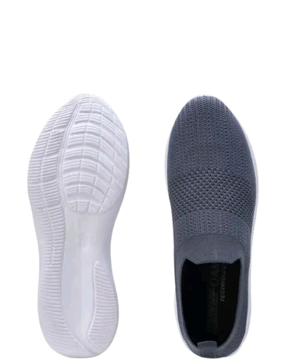 Mens Causal Sneakers Shoes
Name: Mens Causal Sneakers Shoes
Material: Mesh
Sole Material: Eva
Sizes:
IND-6, IND-7, IND-8, IND-9, IND-10
Grey Solid Running Shoes For Men
Name: Grey Solid Running Shoes For Men
Material: Mesh
Sole Material: EVA
- 8