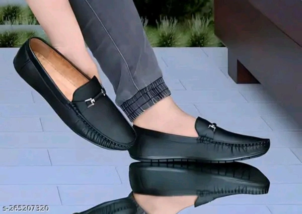 NEW TRENDY BLACK LOAFER
Name: NEW TRENDY BLACK LOAFER
Material: Synthetic
Sole Material: Pvc
Fastening: Slip On
Toe Shape: Round Toe
Net Quantity (N): 1
M.D. Loafer shoes are so comfortable shoes and wearing them looks very good.
Sizes:
IND-6 (Foot Length Size: 25 cm, Foot Width Size: 10 cm)
IND-7 (Foot Length Size: 26 cm, Foot Width Size: 10.1 cm - 8