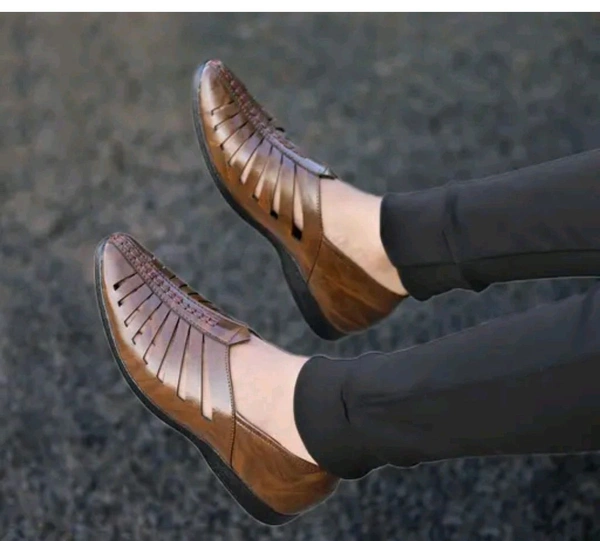 Ethnic and Traditional Wedding Attractive Stylish Casua Synthetic Leather Nagra, Mojaris, Casuals Jutti For Men
Name: Ethnic and Traditional Wedding Attractive Stylish Casua Synthetic Leather Nagra, Mojaris, Casuals Jutti For Men
Material: Synthetic
Sole Material: Pvc
Fastening: Slip On
Toe Shape: Round Toe
Sizes:
IND-6, IND-7, IND-8, IND-9, IND-10
Country of Origin: India - 6