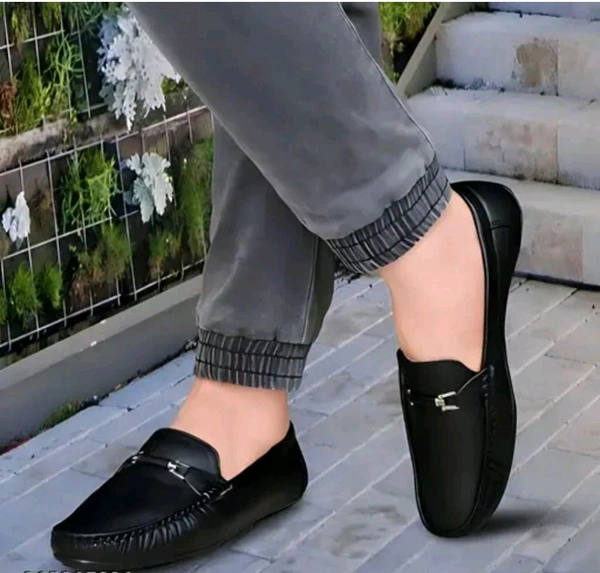 NEW TRENDY BLACK LOAFER
Name: NEW TRENDY BLACK LOAFER
Material: Synthetic
Sole Material: Pvc
IND-6 (Foot Length Size: 25 cm, Foot Width Size: 10 cm)
IND-7 (Foot Length Size: 26 cm, Foot Width Size: 10.1 cm)
IND-8 (Foot Length Size: 27 cm, Foot Width Size: 10.2 cm)
IND-9 (Foot Length Size: 28 cm, Foot Width Size: 10.3 cm)
IND-10 (Foot Length Size: 29 cm, Foot Width Size10. 4cm - 10