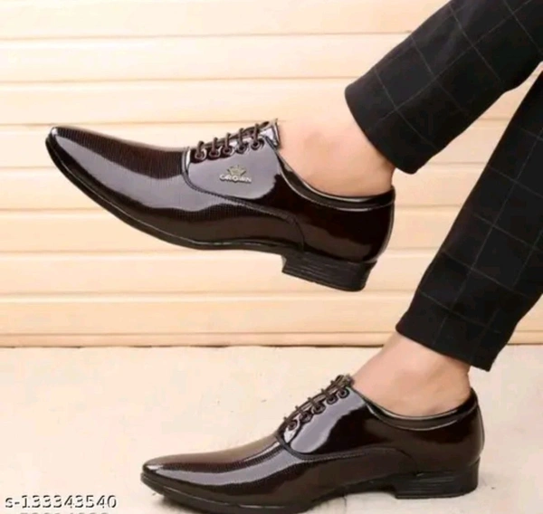 patten relaxsable man formal shoes
Name: patten relaxsable man formal shoes
Material: Patent Leather
Sole Material: PVC
Fastening & Back Detail: Lace-Up
Pattern: Solid
Sizes:
IND-6 (Foot Length Size: 24.5 cm, Foot Width Size: 9.4 cm)
IND-7 (Foot Length Size: 25.5 cm, Foot Width Size: 9.7 cm)
IND-8 (Foot Length Size: 26.5 cm, Foot Width Size: 10 cm)
IND-9
IND-10 - 7