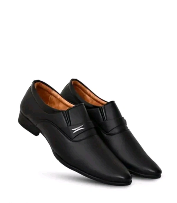 003-BLACK FORMAL SHOES
Name: 003-BLACK FORMAL SHOES
Material: Syntethic Leather
Sole Material: PVC
Fastening & Back Detail: Slip-On
Pattern: Solid
Net Quantity (N): 1
Comfert formal shoes
Sizes:
IND-6 (Foot Length Size: 25 cm)
IND-7 (Foot Length Size: 26 cm)
IND-8 (Foot Length Size: 27 cm)
IND-9 (Foot Length Size: 28 cm)
IND-10 (Foot Length Size: 29 cm)
- 7