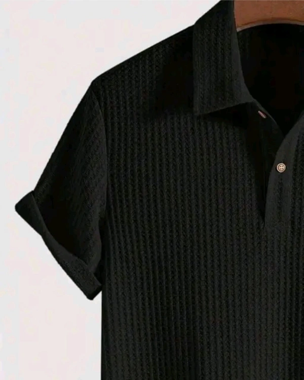 MarkTP Men's polo Textured Polo T-shirt
Name: MarkTP Men's Dark Green Textured Polo T-Elevate your everyday style with this waffle-knit polo t-shirt, blending casual comfort with a smart edge. Crafted from breathable cotton or cotton-blend fabric, the textured waffle weave adds depth and dimension while ensuring all-day comfort. Featuring a - M