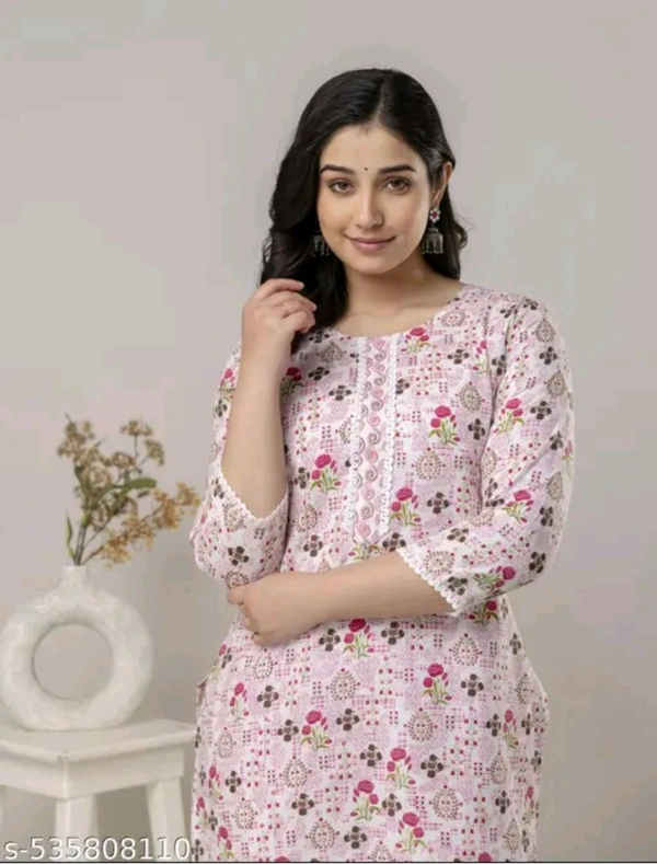 Pink And Light Blue Cotton Woman Kurti Pant Set Girl Kurta Set NEW DESING KURTA SET
Name: NEW DESING KURTA SET
Kurta Fabric: Cotton
Bottomwear Fabric: Cotton
Sleeve Length: Three-Quarter Sleeves
Pattern: Solid
Set Type: Kurta with Dupatta and Bottomwear
Stitch Type: Stitched
Net Quantity (N): Single
Sizes:
S - S
