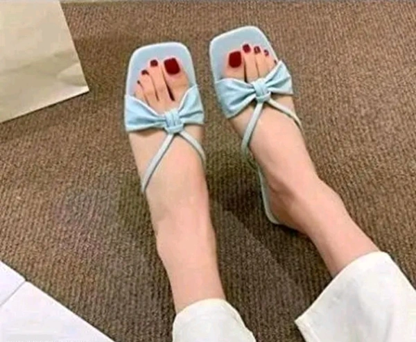 Light Blue Heel Flat Sandal Girl Sandals Combo Ethnic Flats Combo for Women – Trendy & Comfortable Sandals for Casual & Festive Outfits
Name: Ethnic Flats Combo for Women – Trendy & Comfortable Sandals for Casual & Festive Outfits
Fastening & Back Detail: Slip-On
Material: EVA
Net Quantity (N): 2
Occasion: Dailywear
Ornamentation: Bows
Pattern: Solid
Primary Color: Beige
- 7