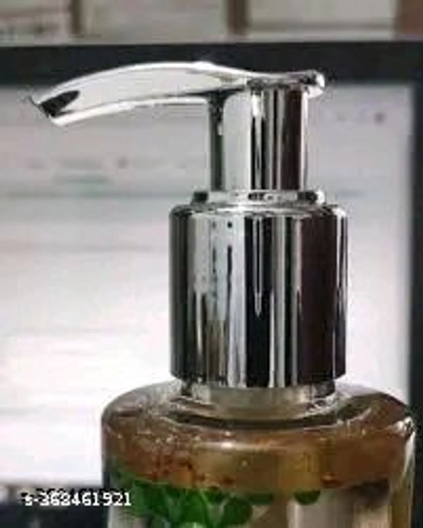 Modicare Schloka Moroccan Argan Oil Cleanser Moisturise & Cleanse (200ml)
Name: Modicare Schloka Moroccan Argan Oil Cleanser Moisturise & Cleanse (200ml)
Product Name: Modicare Schloka Moroccan Argan Oil Cleanser Moisturise & Cleanse (200ml)
Capacity: 100-200ml
Flavour: Argan Oil
Net Quantity (N): 1