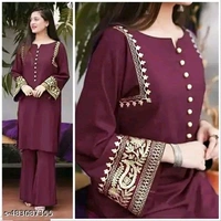 Maroon Kurti For Woman Girl Kurta Set Women Kurta with Trousers
Name: Women Kurta with Trousers
Kurta Fabric: Viscose Rayon
Bottomwear Fabric: Rayon
Sleeve Length: Three-Quarter Sleeves
Set Type: Kurta With Bottomwear
Bottom Type: Palazzos
Pattern: Solid
Net Quantity (N): Single
- S
