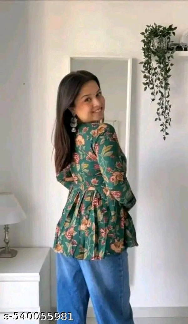 Woman Frock Girl Beautiful Trendy V-neck Top/ Women rayon printed top/women cotton printed top/cotton top festival top
Name: Beautiful Trendy V-neck Top/ Women rayon printed top/women cotton printed top/cotton top Instagram Woman Cloths - S