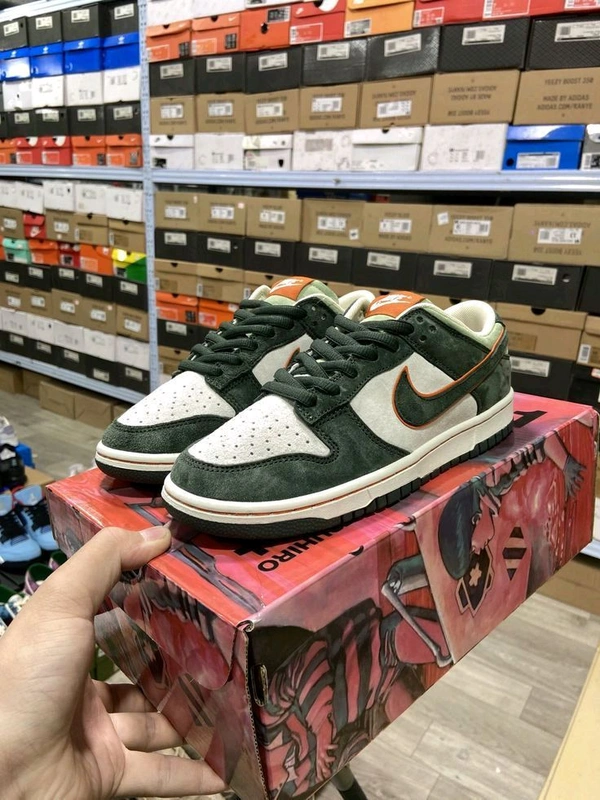 Nike SB Dunk Low Otomo Katsuhiro Green Suede - 41