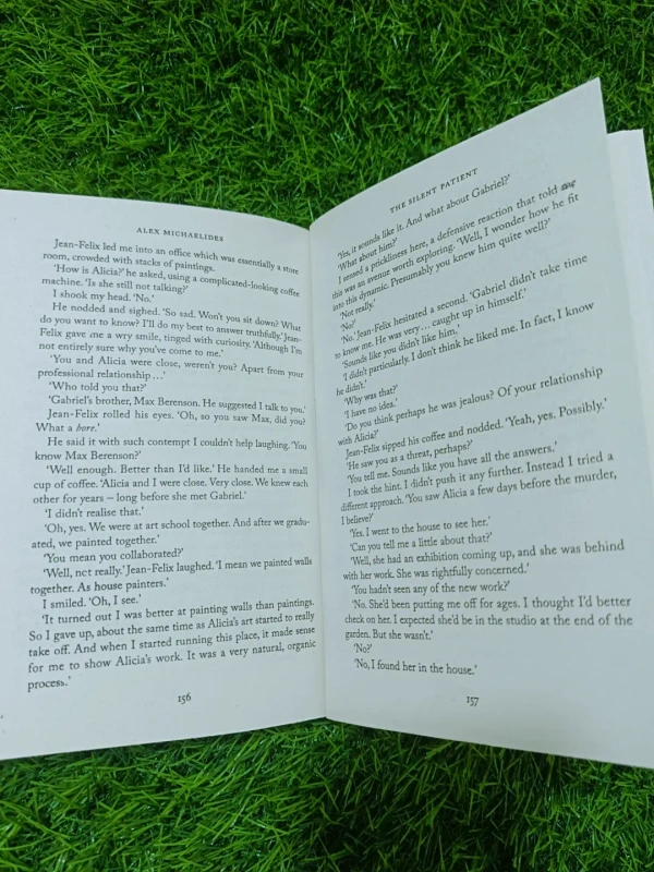 The Silent Patient by Alex Michaelides