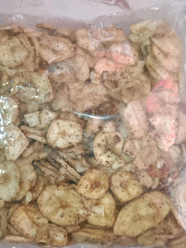 Loss Kali Mirchi Kela Chips 