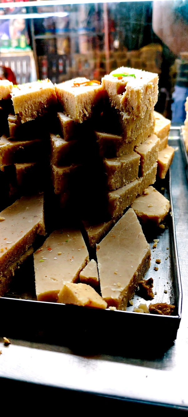 स्कोर Square Barfi Sweets