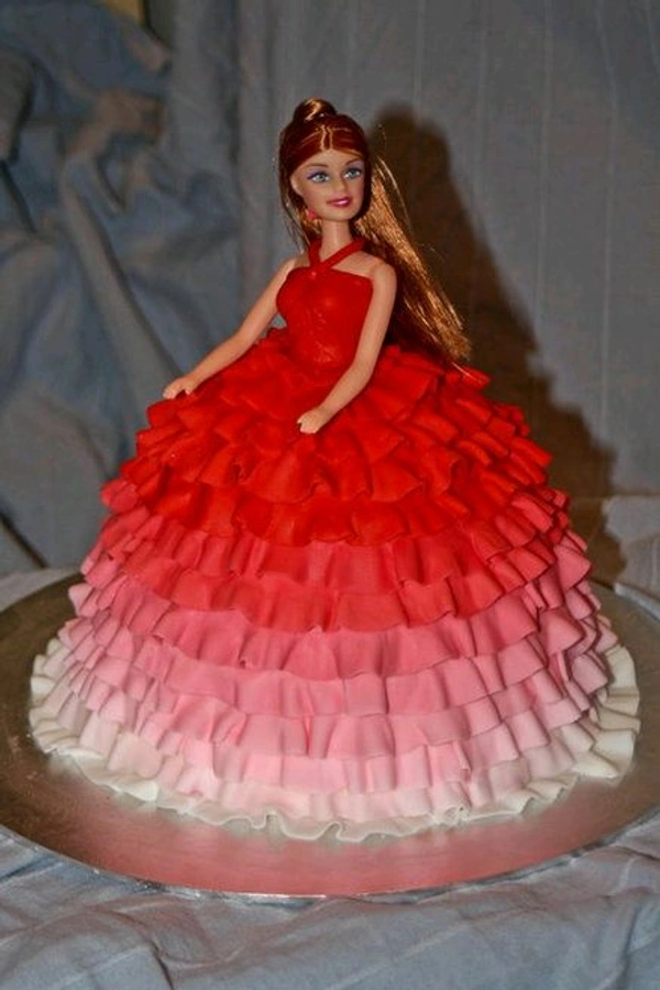 Rad Doll Prince Farss Cake (1'5kg)