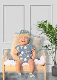 Adhigams New Born Baby Boy Caps/Rompers/Mittons/Booties/Napkins Clothing Gift Set -5 Pieces Cosmic Night (Blue) for 0-6, 6-12 Months