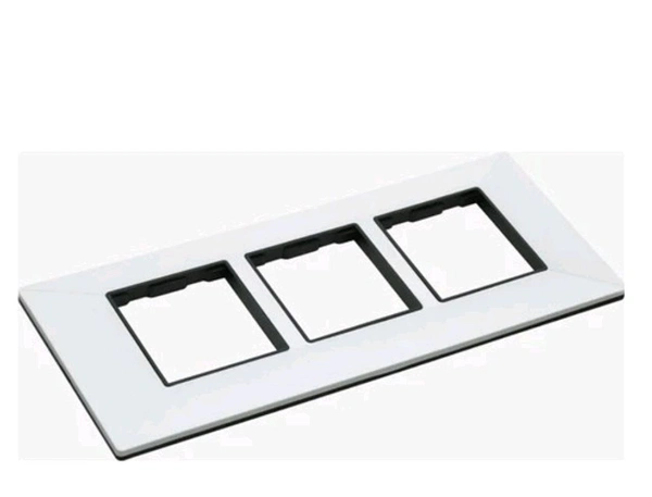 Zubbix 12 Module Black & White Modular Plate (Warranty 10 Year) - White, 6M