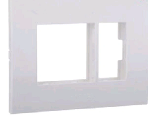 Module Plate White Penta Modular - White, 1, 3M