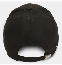 Sunburn Men's Black Baseball Cap - Juventus FC Logothis men's black baseball cap featuring the iconic Juventus FC logo. Perfect for soccer fans and everyday wear. - Black, For Men