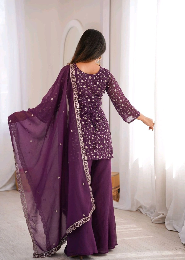 KRV DESIRE CRUNCHY SILK FABRIC WITH EMBROIDERY SEQUENCE AND JARI WORK,TOP WITH DUPPTA SET,BELL BOTTOM PENT READY TO WEAR •KB-300
- L, Purple