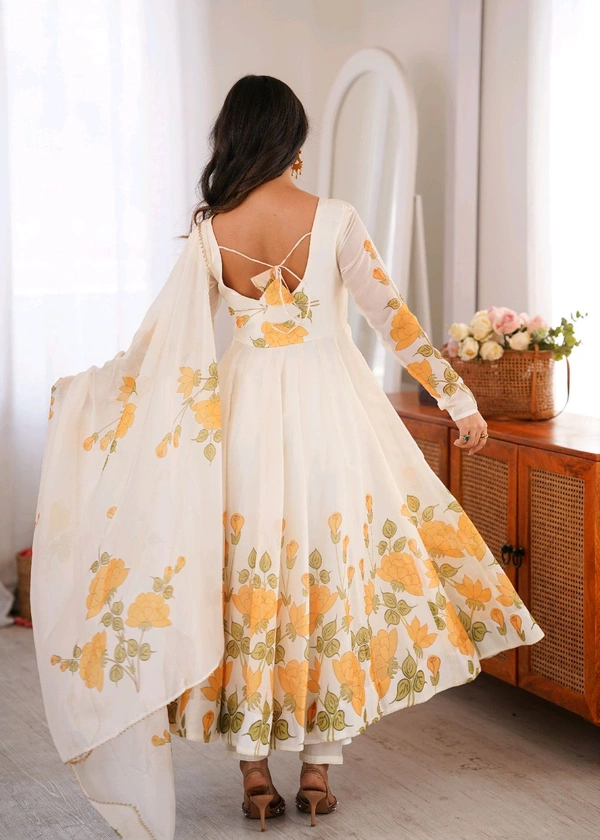KRV DESIRE PURE SOFT ORGANJA SILK FABRIC FULLY FLARE KALI PATTERN AND CANVAS PATTA WITH DUPATTA SET,PENT READY TO WEAR•NKB-78 - M