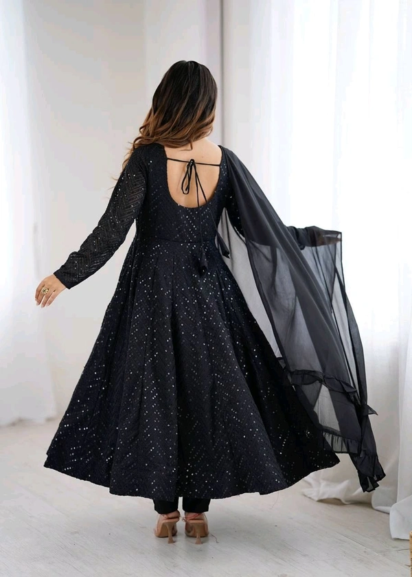 KRV DESIRE FULLY FLARE KALI PATTERN AND CANVAS PATTA WITH DUPPTA SET,PENT READY TO WEAR• NKB-55 - Black, S