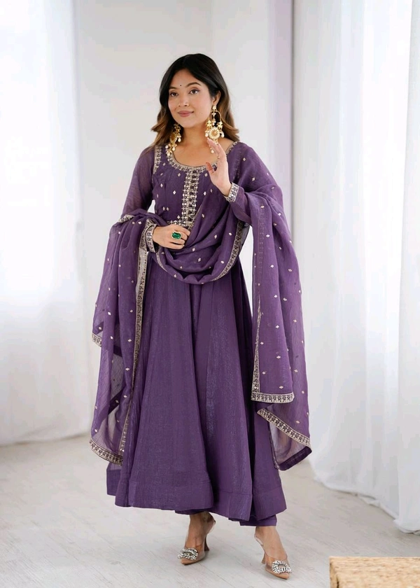 KRV DESIRE PREMIUM QUALITY PURE CRUNCHY SILK FABRIC FULLY FLARE ANARKALI GOWN,PENT WITH DUPPTA SET READY TO WEAR• NKB-64 - S