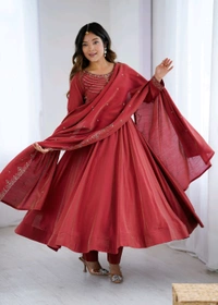 PURE ROMANSHIMMER CHANDERI SILK FABRIC FULLY FLAIR ANARKALI,WITH DUPPTA SET,PENT READY TO WEAR•NKB-62
- Maroon, S