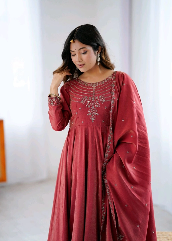 PURE ROMANSHIMMER CHANDERI SILK FABRIC FULLY FLAIR ANARKALI,WITH DUPPTA SET,PENT READY TO WEAR•NKB-62
- Maroon, S
