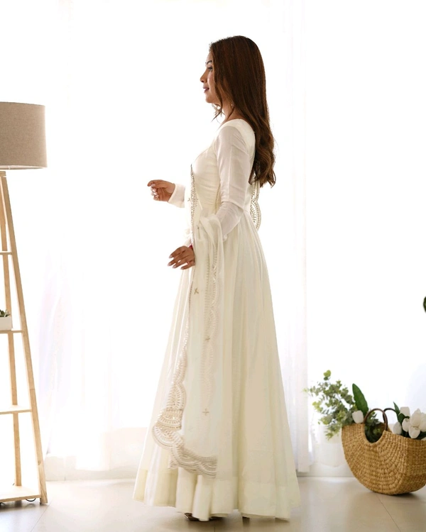 ROMANSILK CHANDERI FABRIC FULLY FLARE ANARKALI,WITH DUPPTA SET,PENT READY TO WEAR•NKB-40 - White, XL
