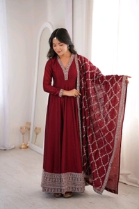 PREMIUM QUALITY PURE BLOOMING VICHITRA SILK FABRIC FULLY FLARE GOWN,WITH DUPPTA SET•NKB-69
- Maroon, XXL
