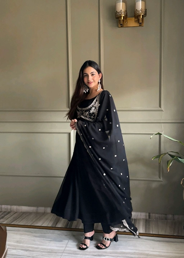 PURE FOX GEORGETTE FABRIC FULLY FLARE ANARKALI WITH KOTI,DUPATTA SET,PENT READY TO WEAR•KB-299 - Black, XL