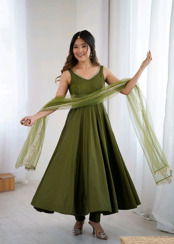 PURE ROMANSILK CHANDERI FABRIC FULLY FLARE ANARKALI,WITH DUPPTA SET,PENT READY TO WEAR•KB-285 - Mahendi, S